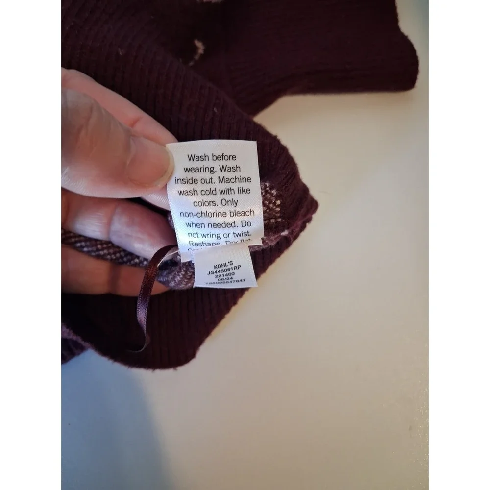 SO Maroon Printed Cropped Cardigan Junior Size XS - Picture 6 of 6